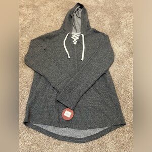 NWT - Kohl’s Lace Up Hooded Gray Sweatshirt in Size Large.